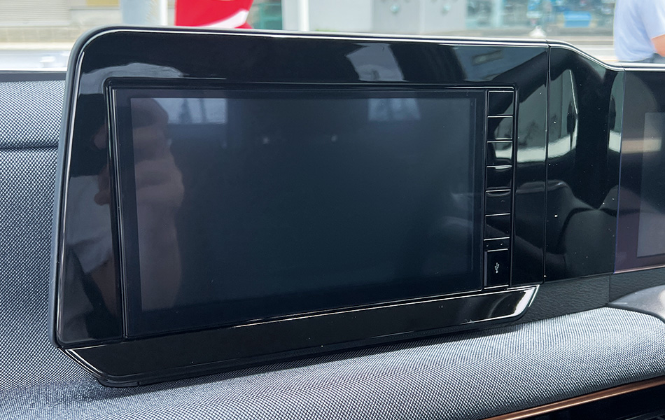 MJシリーズ9インチ / ディスプレイオーディオ MULTIFUNCTION SCREEN