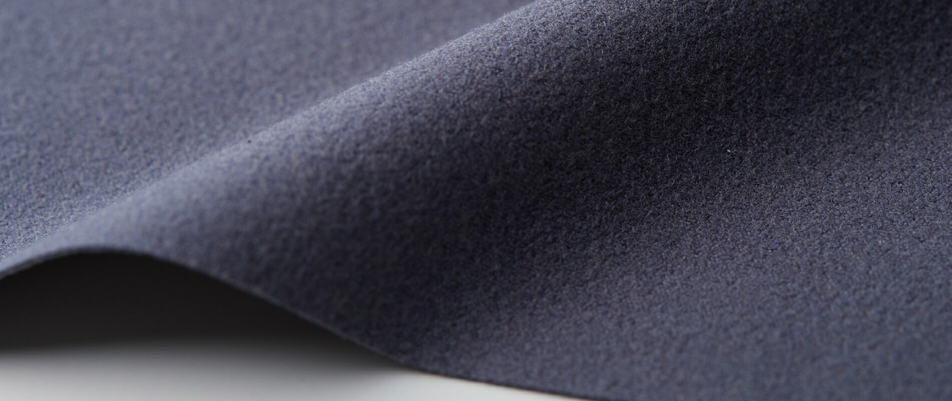 超極細繊維が汚れをかき出し繊維内部に閉じ込める匠 Master Cloth の構造図