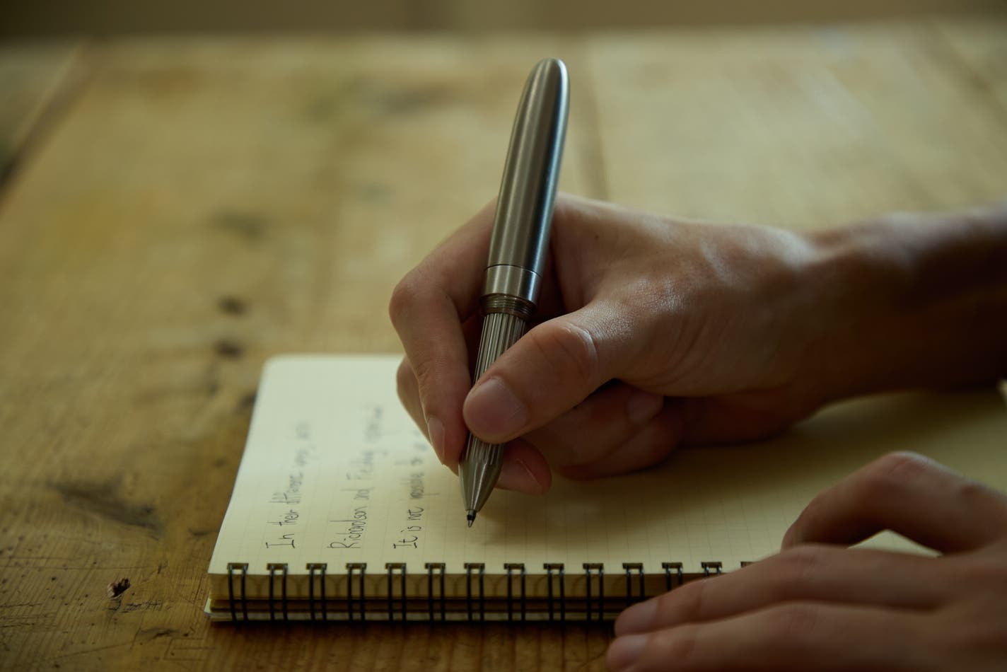 REFILL PEN JACKET Extra Short チタングレーの魅力