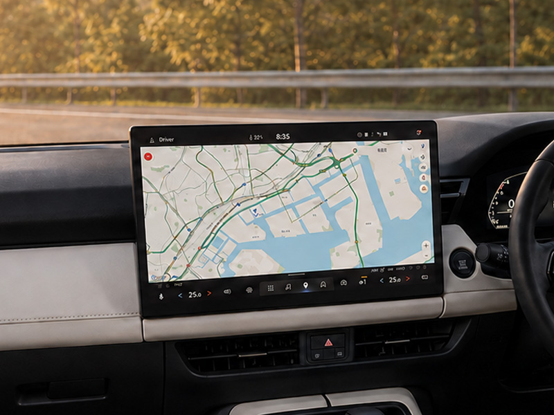 新型マツダ CX-5 Lグレードに標準装備される15.6インチセンターディスプレイ
