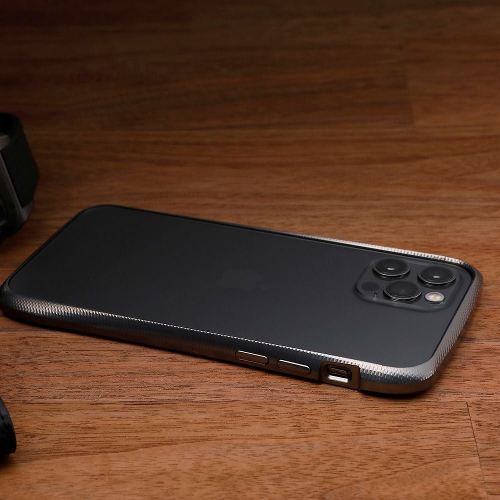 CLEAVE Alumium Bumper for iPhone 12 /12 Pro