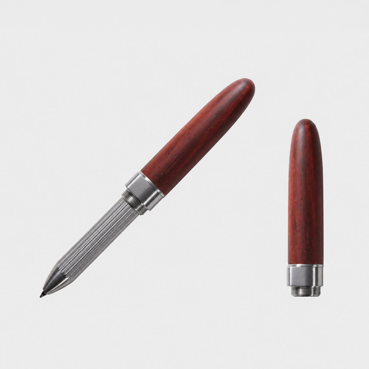 REFILL PEN JACKET Extra Short｜iF賞受賞 コンパクト金属ペン | Deff
