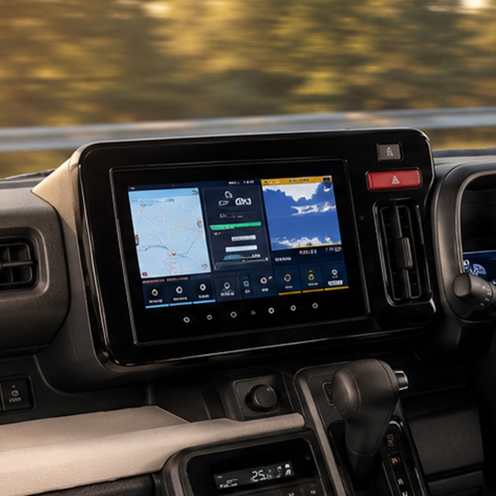 スズキ車に装着したメーカーオプション9インチナビの表示イメージ
